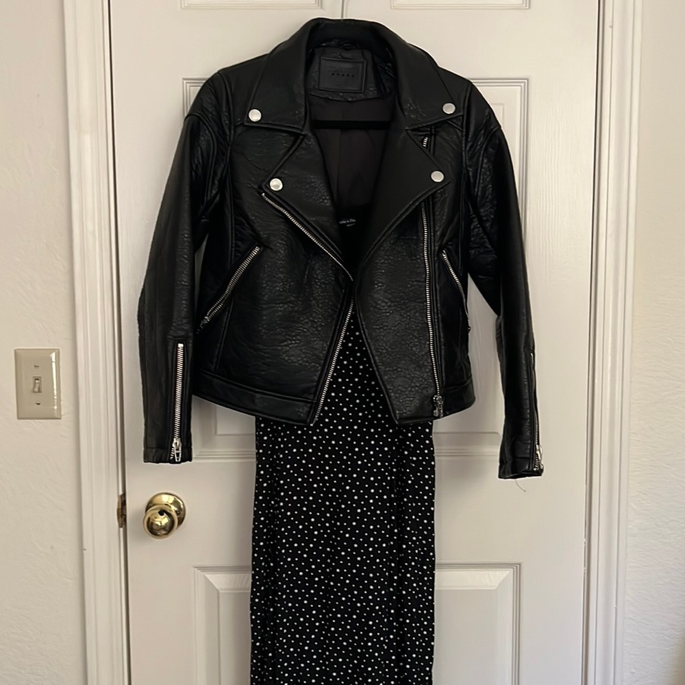 Black and white side cutout midi dress